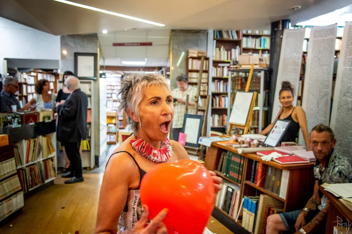 Le Boudoir de Silva Usta - Exposition et performance - Brouillon de Culture A La Sorbonne