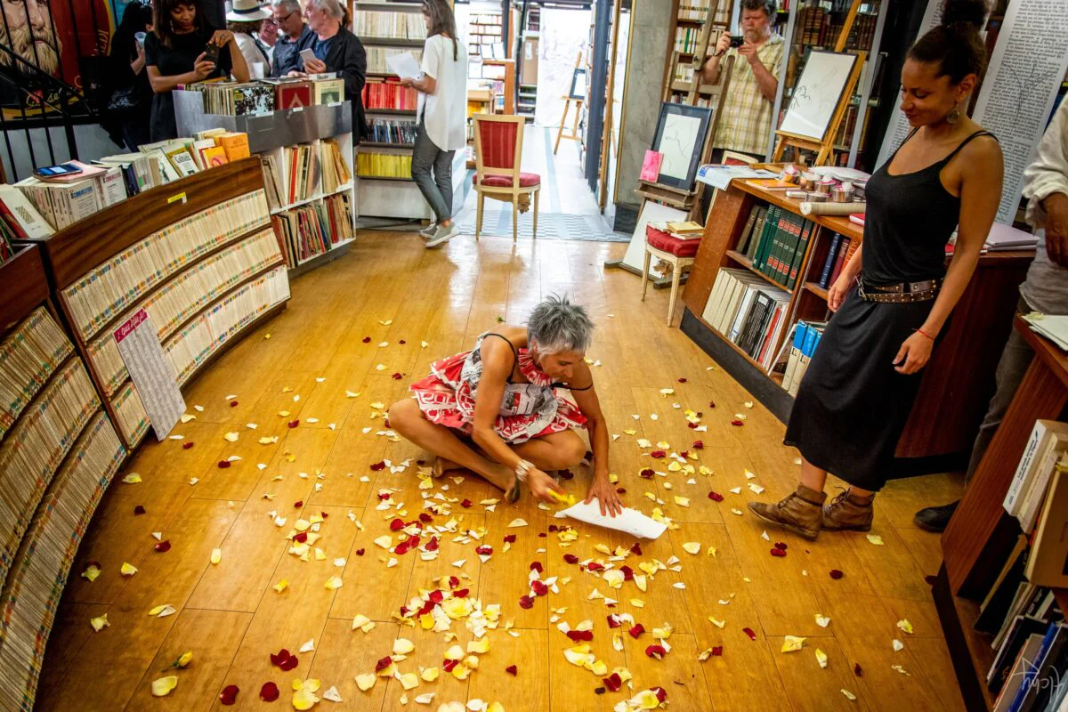 Le Boudoir de Silva Usta - Exposition et performance - Brouillon de Culture A La Sorbonne
